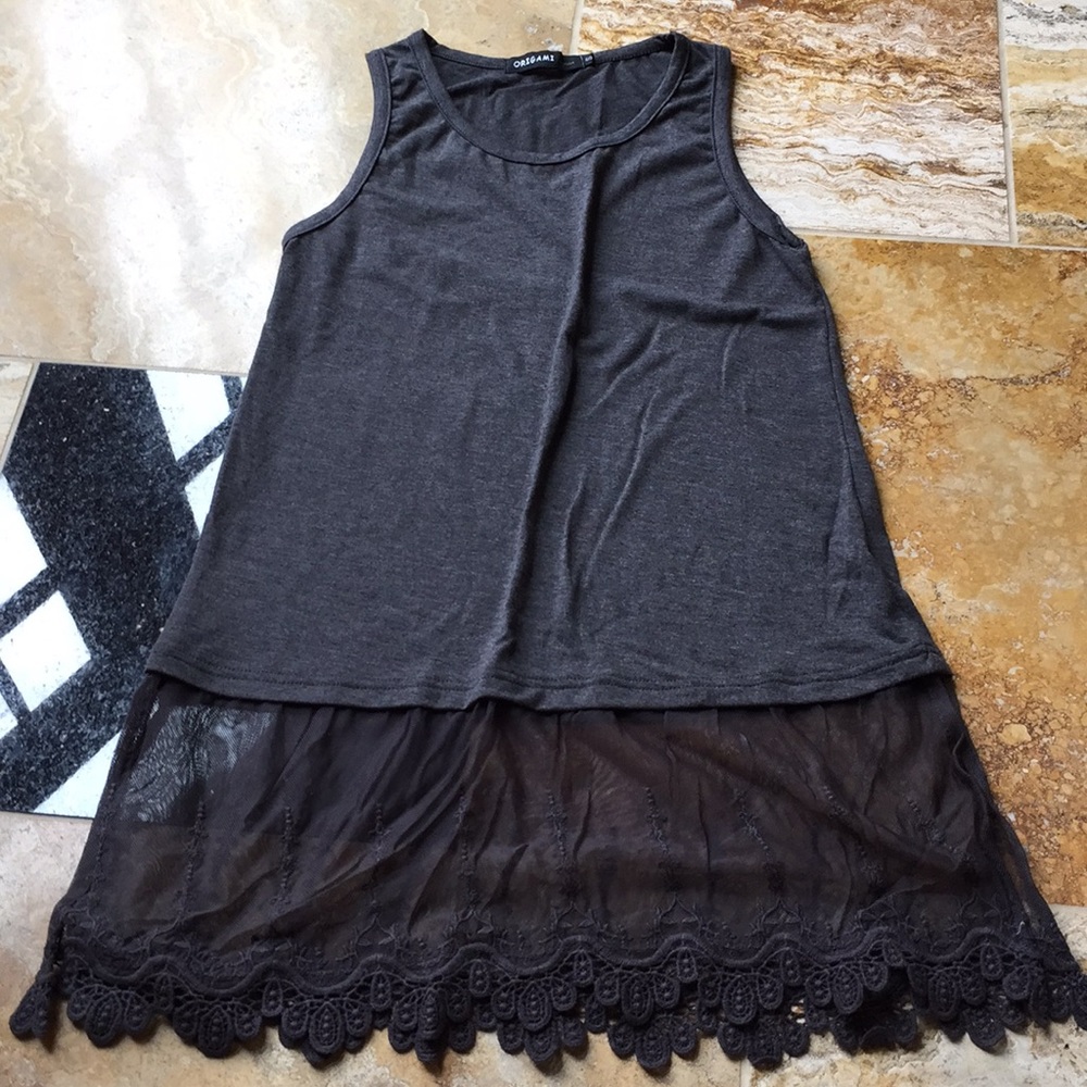 Origami tank top/extender charcoal/lace side slits